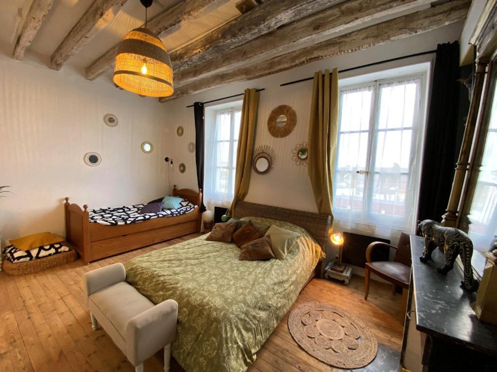 Bed and Breakfast Les Petites Mirabelles Noyers-sur-Cher Exterior foto