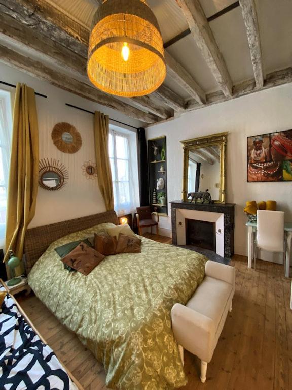Bed and Breakfast Les Petites Mirabelles Noyers-sur-Cher Exterior foto